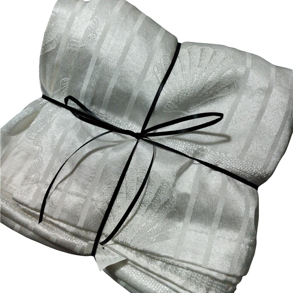 LAMONT! WHITE ON WHITE SCALLOP SHELL THEMED SILKY FINISH SHOWER CURTAIN!